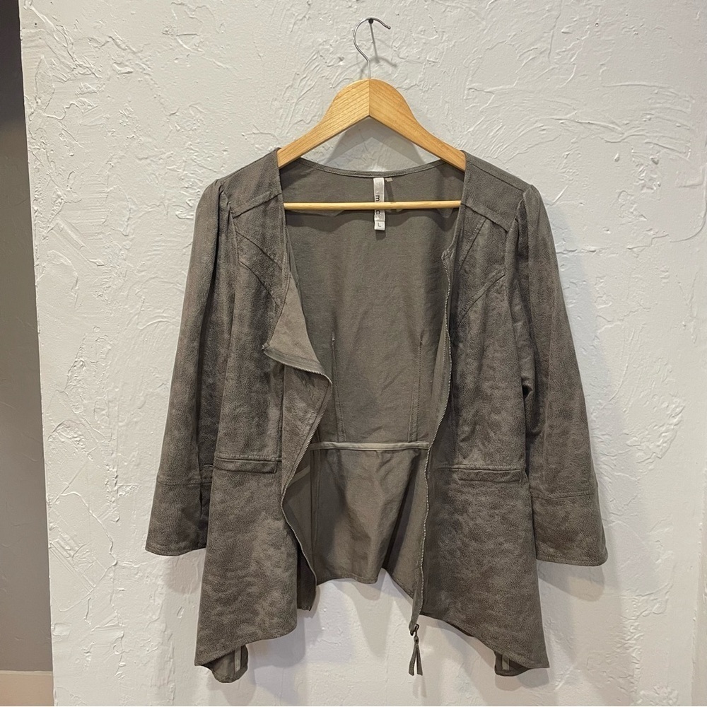 Miilla Gray Waterfall Vegan Leather Jacket Fall Steampunk Neutral sz Large